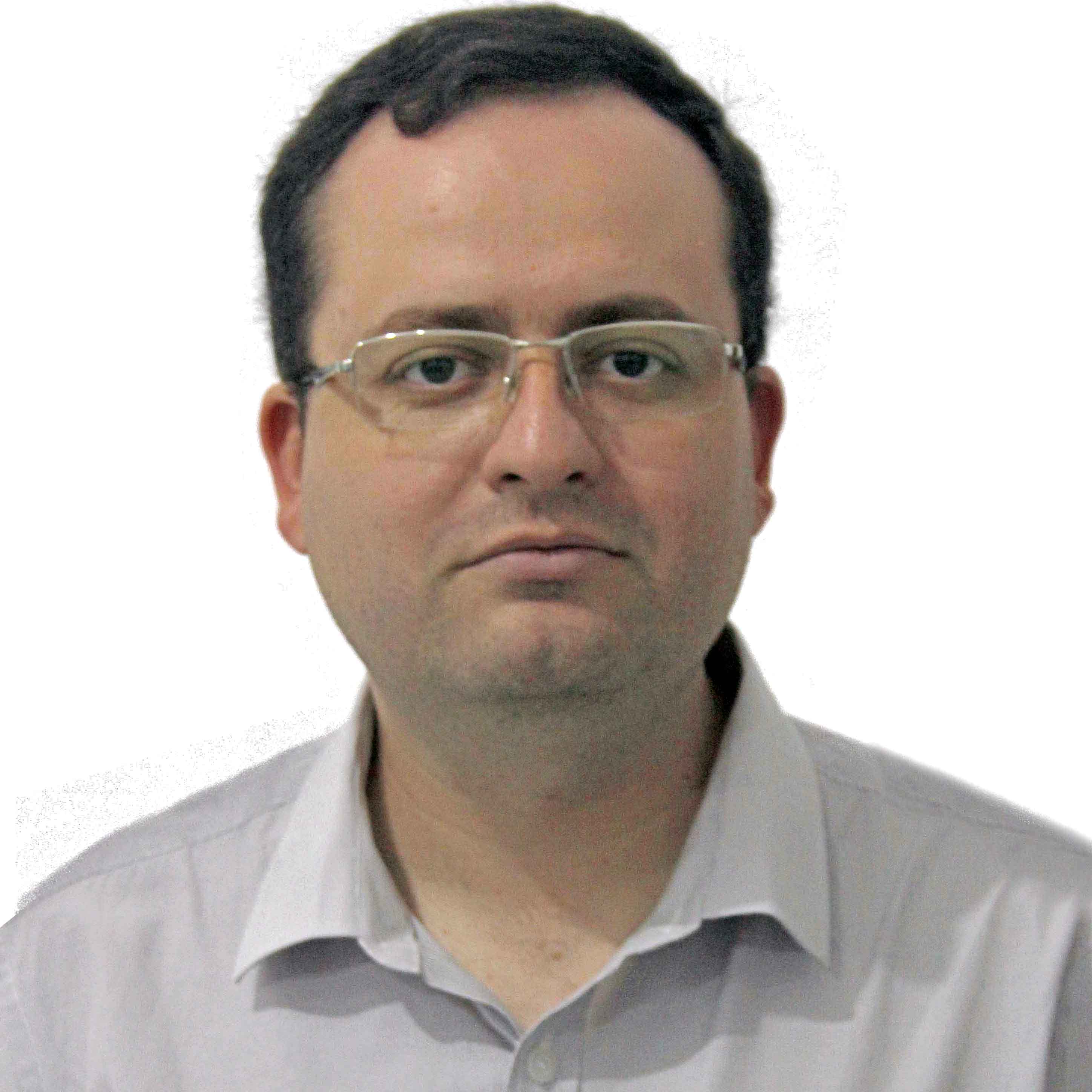 Prof. Esp. Maurício Rocha Ferreira Júnior